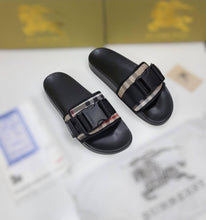 Load image into Gallery viewer, Slipper