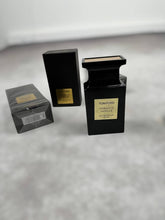 Load image into Gallery viewer, Perfume
