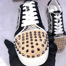 Load image into Gallery viewer, Shoes