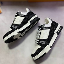 Load image into Gallery viewer, Shoes