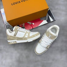 Load image into Gallery viewer, Shoes