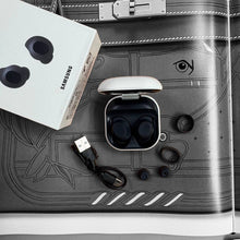 Load image into Gallery viewer, Earpod