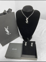 Load image into Gallery viewer, Necklace
