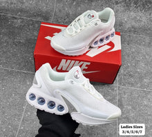 Load image into Gallery viewer, Shoes