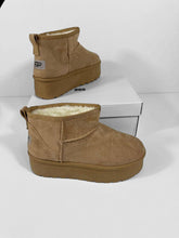 Load image into Gallery viewer, Shoes
