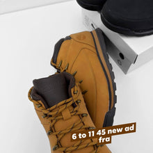 Load image into Gallery viewer, Shoes men