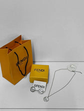 Load image into Gallery viewer, Necklace