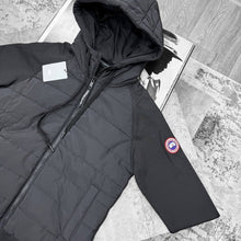 Load image into Gallery viewer, Jacket