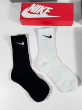 Load image into Gallery viewer, Socks