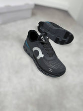 Load image into Gallery viewer, Shoes men