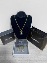 Load image into Gallery viewer, Necklace
