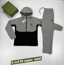 Load image into Gallery viewer, Tracksuit