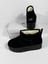 Load image into Gallery viewer, Shoes