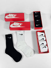 Load image into Gallery viewer, Socks