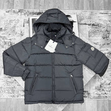 Load image into Gallery viewer, Jacket