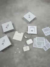 Load image into Gallery viewer, Earphone