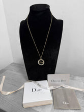Load image into Gallery viewer, Necklace
