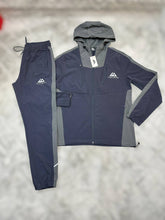 Load image into Gallery viewer, Tracksuit men