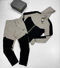 Load image into Gallery viewer, Tracksuit boy
