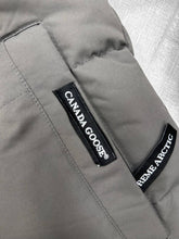 Load image into Gallery viewer, Jacket