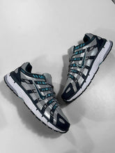Load image into Gallery viewer, Shoes
