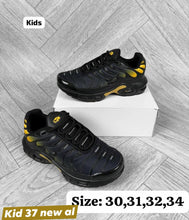 Load image into Gallery viewer, Shoes boy