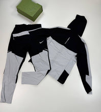 Load image into Gallery viewer, Tracksuit