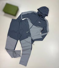 Load image into Gallery viewer, Tracksuit