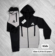 Load image into Gallery viewer, Tracksuit boy