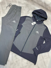 Load image into Gallery viewer, Tracksuit men
