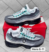 Load image into Gallery viewer, Shoes
