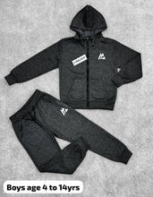Load image into Gallery viewer, Tracksuit boy