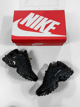Load image into Gallery viewer, Shoes women