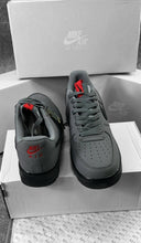 Load image into Gallery viewer, Shoes