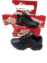 Load image into Gallery viewer, Shoes