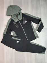 Load image into Gallery viewer, Tracksuit boy