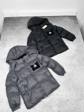 Load image into Gallery viewer, Jacket