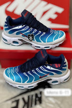 Load image into Gallery viewer, Shoes