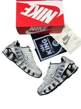 Load image into Gallery viewer, Shoes