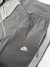 Load image into Gallery viewer, Tracksuit men