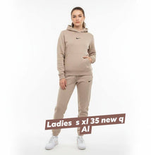 Load image into Gallery viewer, Tracksuit