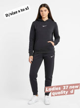 Load image into Gallery viewer, Tracksuit women