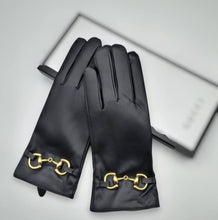 Load image into Gallery viewer, Glove