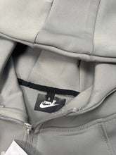 Load image into Gallery viewer, Tracksuit men