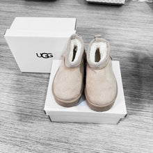 Load image into Gallery viewer, Shoes