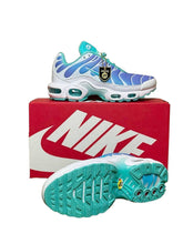 Load image into Gallery viewer, Shoes  women