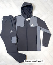 Load image into Gallery viewer, Tracksuit men