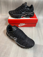 Load image into Gallery viewer, Shoes men