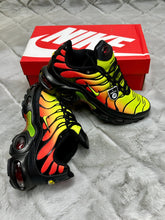 Load image into Gallery viewer, Shoes men