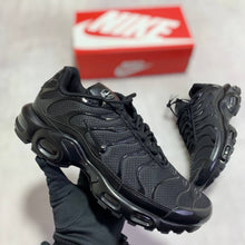 Load image into Gallery viewer, Shoes men